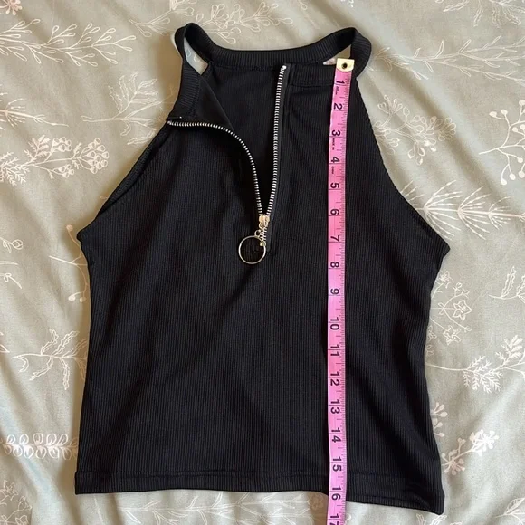 ‼️ LAST CHANCE ‼️ Racerback zip front tank top - Picture 4 of 5